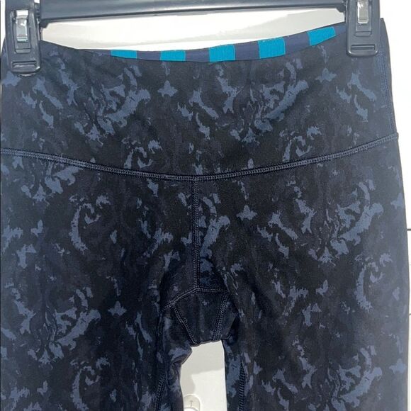 Lululemon Wunder Under Pant Size 4 - Picture 4 of 14